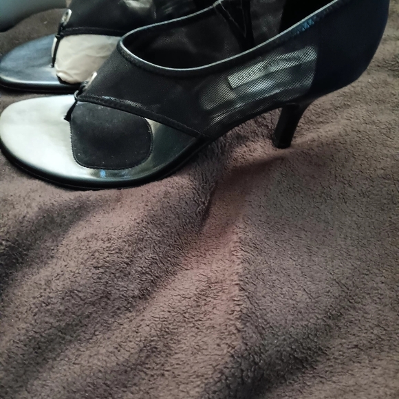 ANN MARINO BLACK HIGH HEELS - Picture 14 of 16